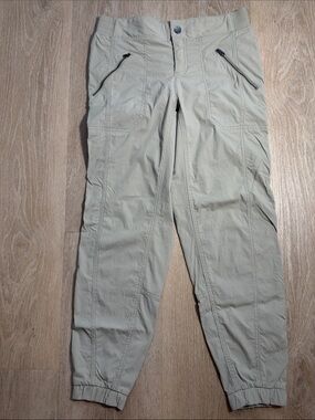 Athleta Men's Jogger Pants in Light Khaki